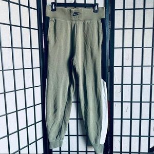 Nike Air green BB Joggers